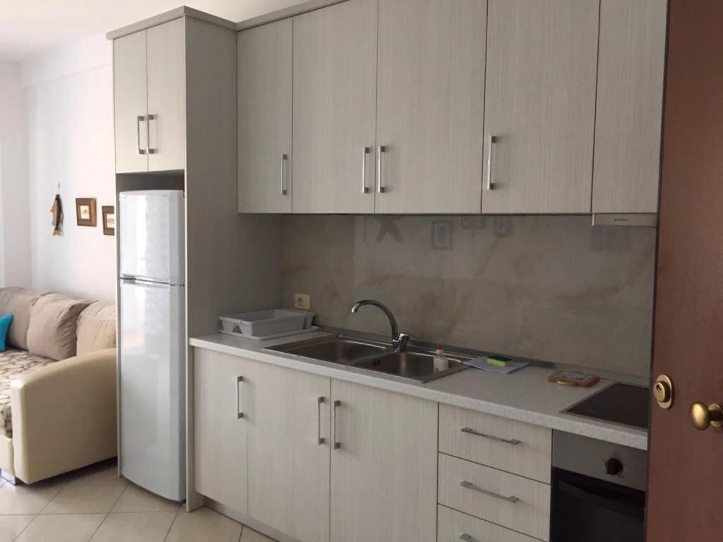 Apart-Hotel Alvi Саранде Екстериор снимка