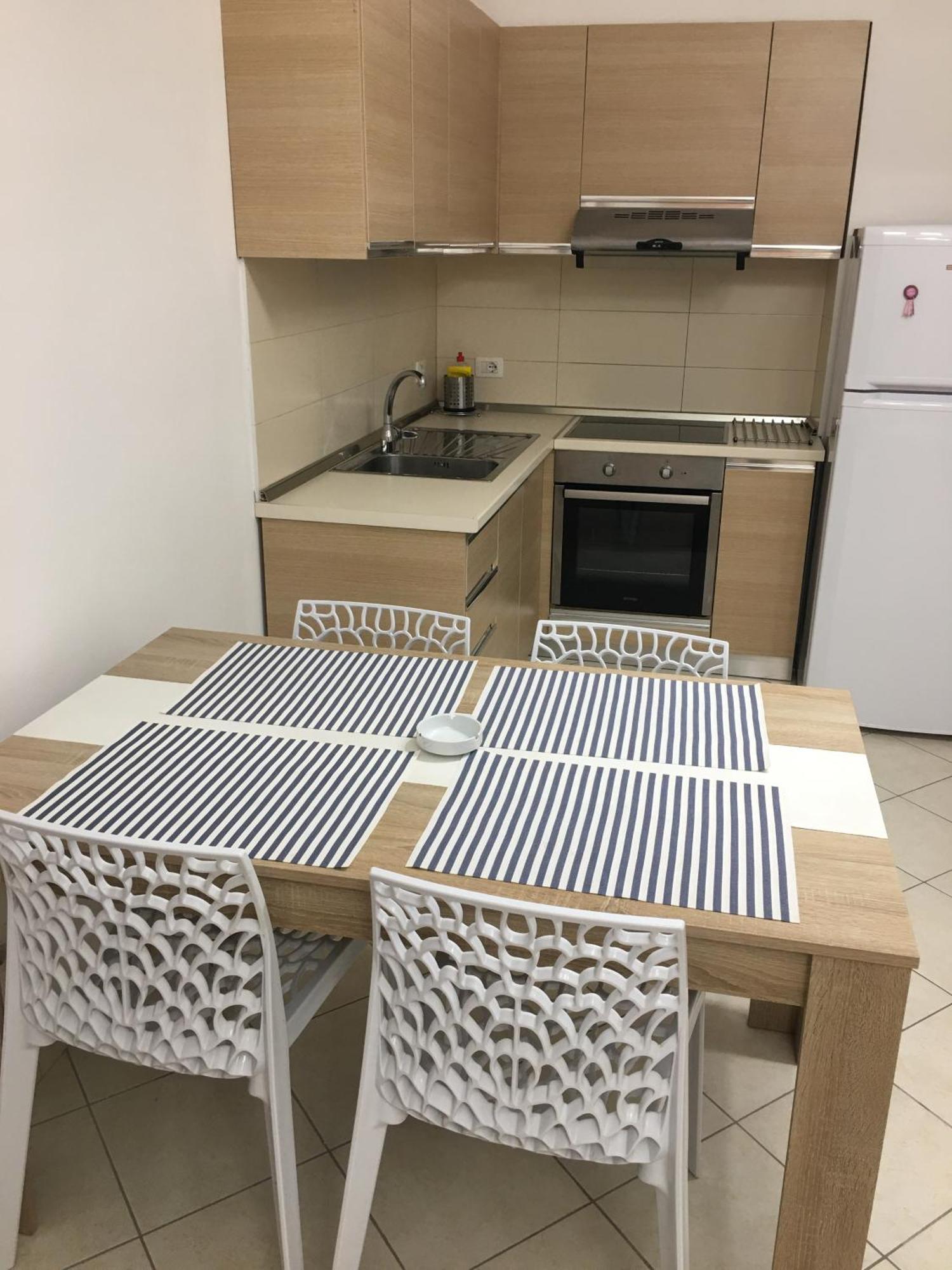 Apart-Hotel Alvi Саранде Екстериор снимка