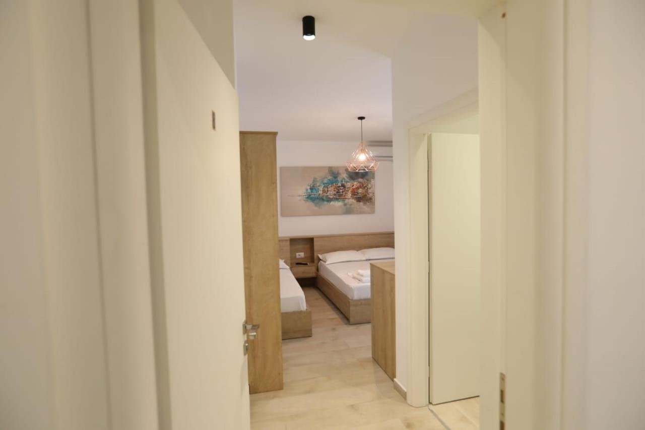 Apart-Hotel Alvi Саранде Екстериор снимка