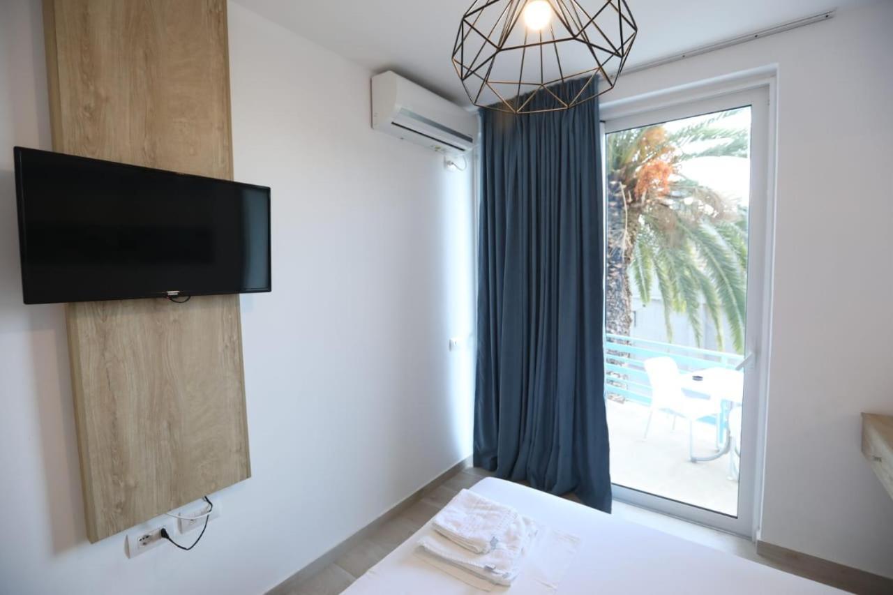 Apart-Hotel Alvi Саранде Екстериор снимка
